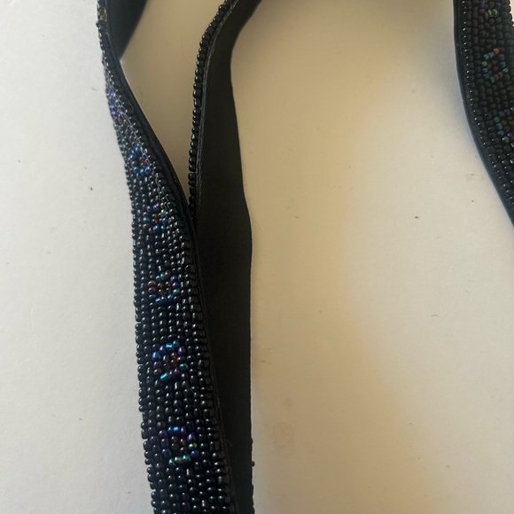 - Black and Pink Shoulder Bag with Floral beading - Picture 5 of 11